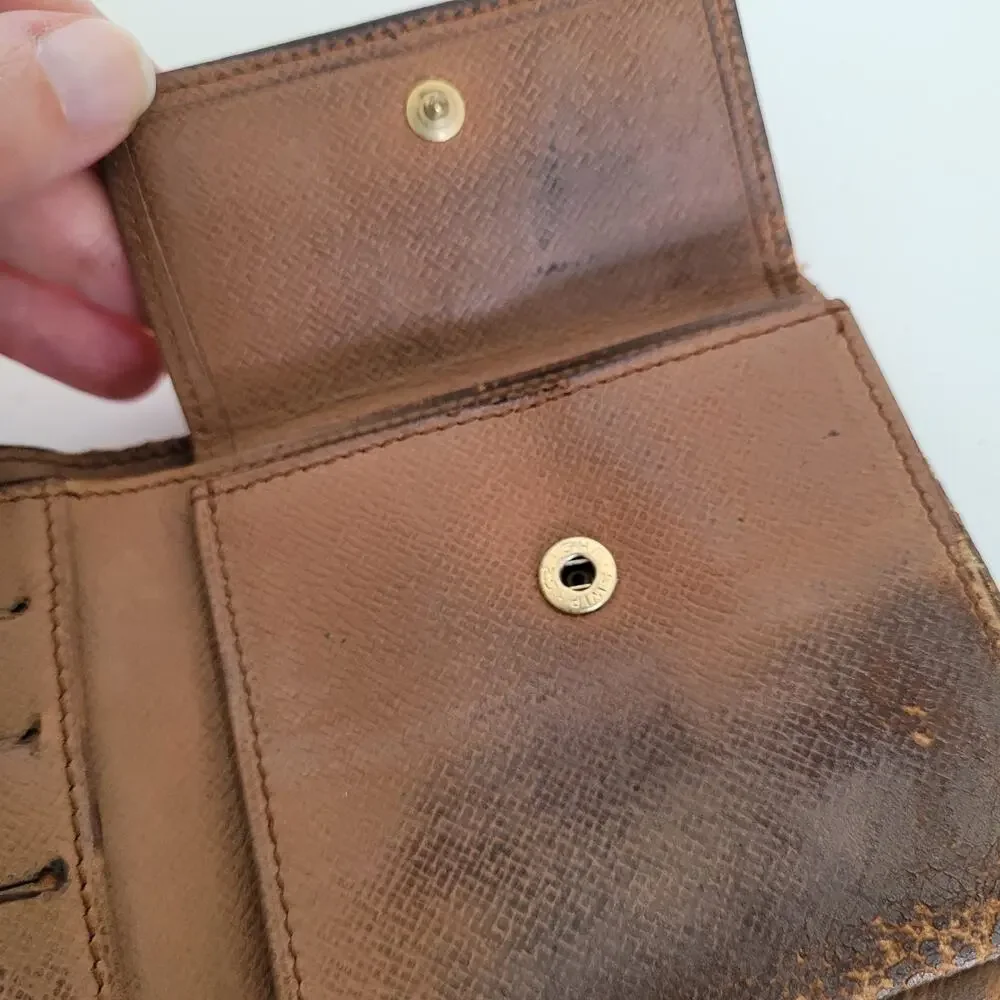 Vintage Louis Vuitton Men's LV Brown Bi-Fold Leather Wallet Monogram Classic